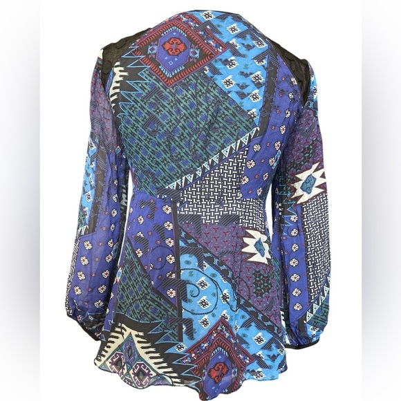 Nanette Lepore Playhouse 100% Silk Chiffon blouse Women’s Size 4 - Picture 3 of 6